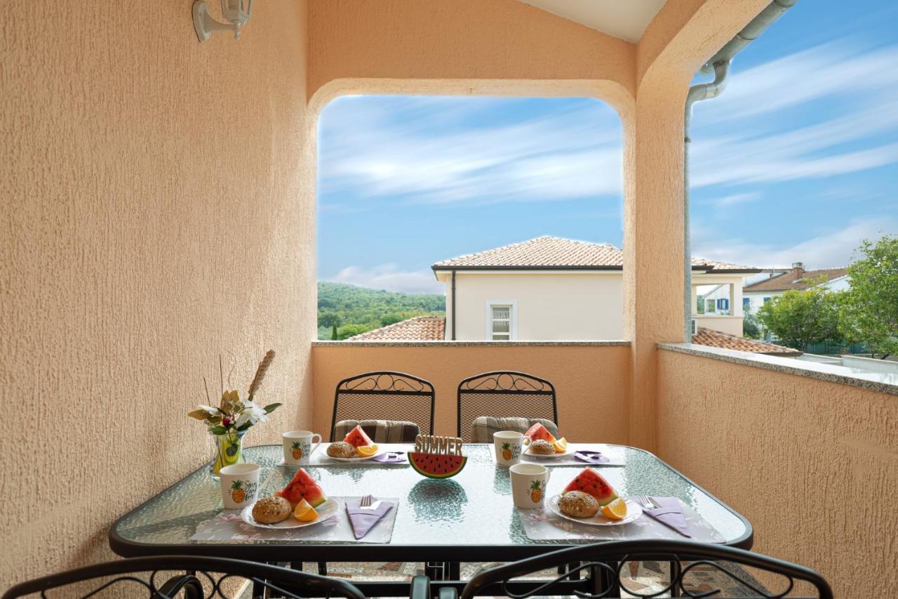 Apartament Haus Delphin Poreč Zewnętrze zdjęcie